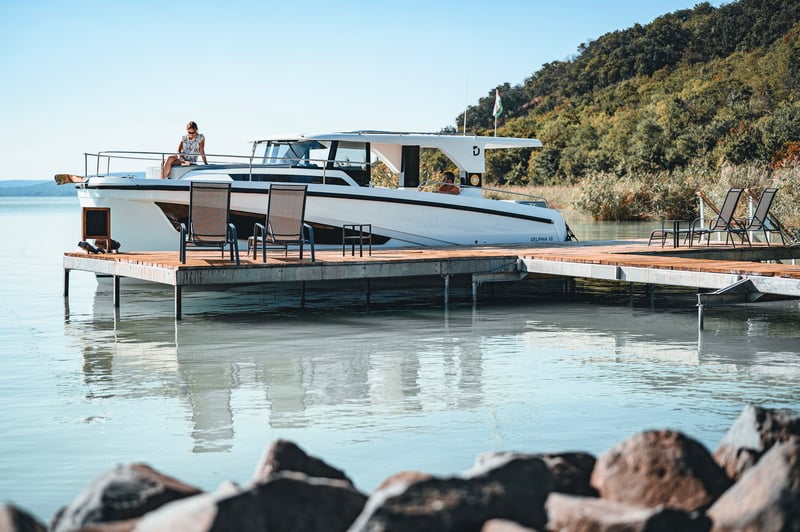 DELPHIA_10_LOUNGETOP_IMAGE_EXTERIOR_BALATON_31