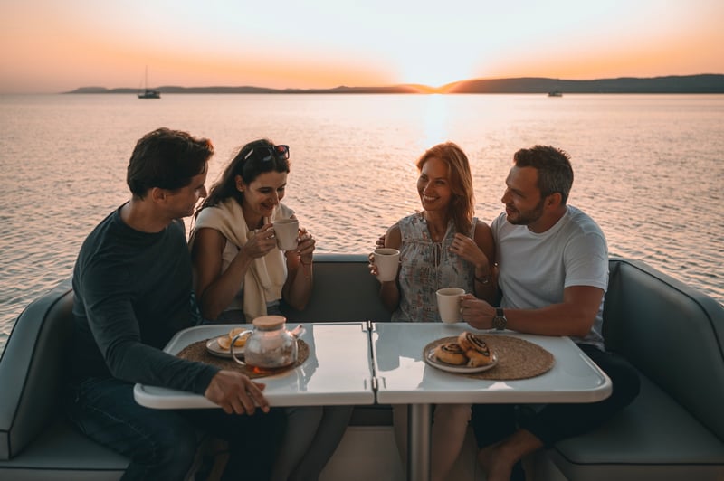 DELPHIA_10_LOUNGETOP_IMAGE_LIFESTYLE_BALATON_4
