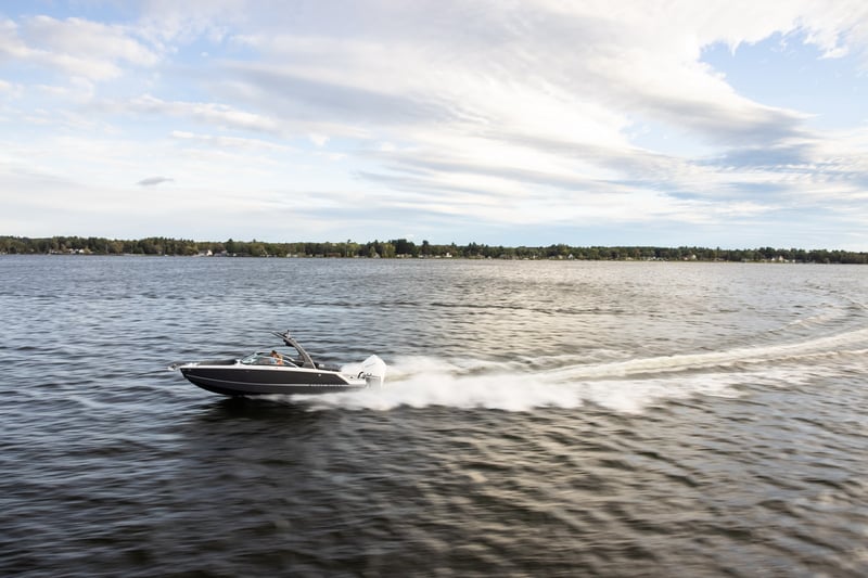 H_2_OB_ELEVATE_IMAGE_EXTERIOR_RUNNING_MICHIGAN