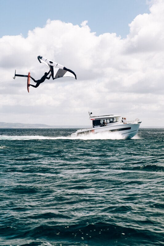 Wakeboard-hinaus Merry Fisher 895 Sport Serie 2:lla – Tehokkaat moottorit takaavat sulavan vedon.