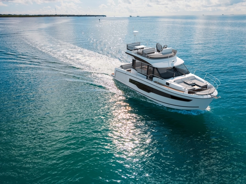 Jeanneau Merry Fisher 1095 Fly Serie 2 Uutuus
