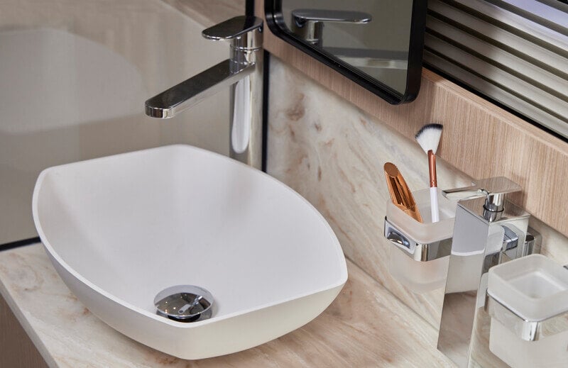 Prestige F5.7 ylelliset materiaalit wc:ssä
